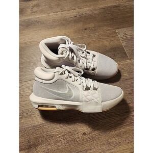 Nike Men's Size 11.5 Lebron Witness VIII (FB2239 003) Sneaker Trainer Basketball